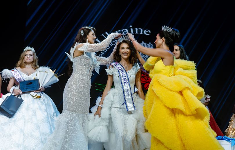 Mrs. Ukraine International 2021